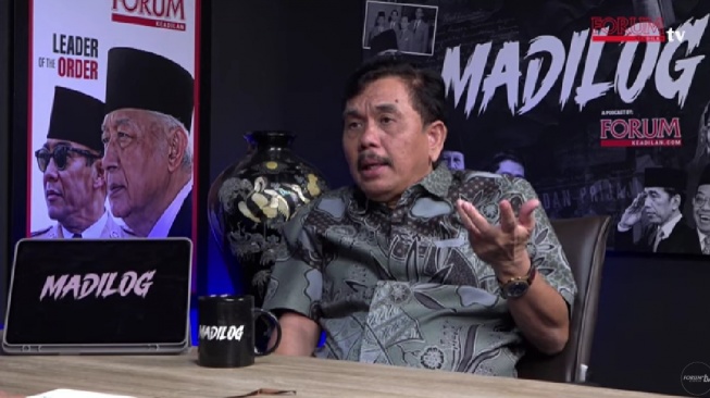 Ketua Dewan Direktur Great Institute, Syahganda Nainggolan, dalam perbincangannya di podcast Forum Keadilan TV. [YouTube]