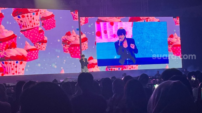 Lee Mu Jin sebagai line up di KOSTCON yang digelar di Indonesia Arena, Senayan, Jakarta Pusat pada Sabtu, 2 Agustus 2025 [Suara.com/Rena Pangesti]