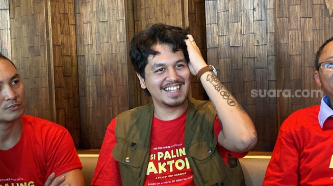 Kevin Julio Akui Curi Gaya Sutradara Indonesia demi Peran di Film Si Paling Aktor
