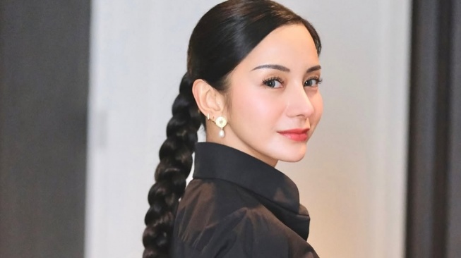 Kirana Larasati Ikut Audisi Miss Universe Indonesia di Usia 37 Tahun, Emang Boleh?