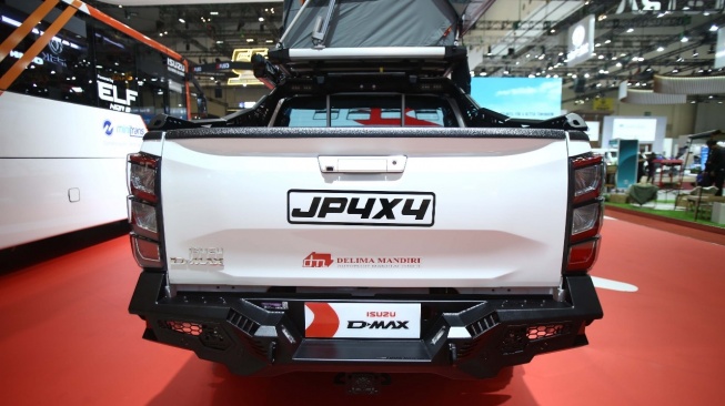 Isuzu D-Max dengan konsep off-road dipamerkan di GIIAS 2025. (Foto: IAMI)
