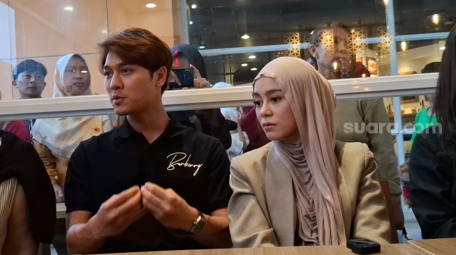 Rizky Billiar dan Lesti Kejora ditemui di Cileungsi, Bogor pada Sabtu, 2 Agustus 2025 [Suara.com/Rena Pangesti]
