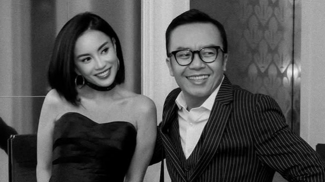 Diduga Selingkuh, Ari Lasso Tatap Mesra Dearly Joshua 5 Tahun sebelum Cerai