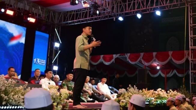 Gibran Terbang Langsung dari NTB Temui Gus Miftah di Jogja: Beliau Guru Saya