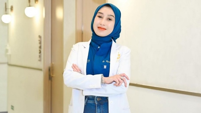 dr. Reza Gladys Itu Dokter Apa? Geger Produk Skincare-nya Tak Kantongi Izin BPOM
