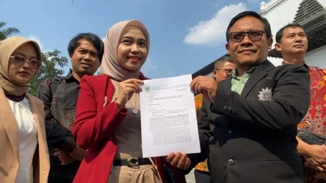 Sadis! Aktivis Demokrasi Diancam Disiksa Usai Kritik Dedi Mulyadi, Fotonya Dipajang Diskominfo Jabar