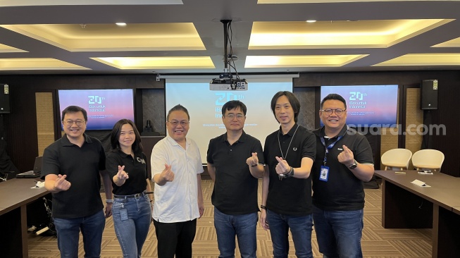 Konferensi pers iBox oleh Erajaya Group yang digelar di Kantor Eraspace di Kawasan SCBD, Jakarta, Senin (4/8/2025). [Suara.com/Dicky Prastya]