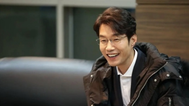 Aktor Reply 1988 Song Young-kyu Meninggal Dunia, Publik Curiga Dugaan Tekanan Mental