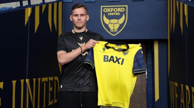 Enggan Tunggu Ole Romeny Pulih, Oxford United Resmi Datangkan Striker Rp 26 Miliar dari Klub Italia