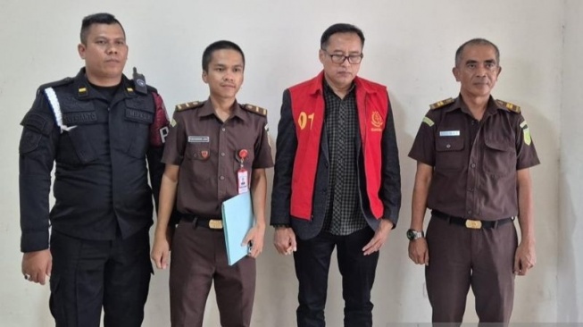 Babak Baru Korupsi PJU Cianjur: Pelaksana Proyek Jadi Tersangka, Jaksa Beri Sinyal Ada Nama Lain