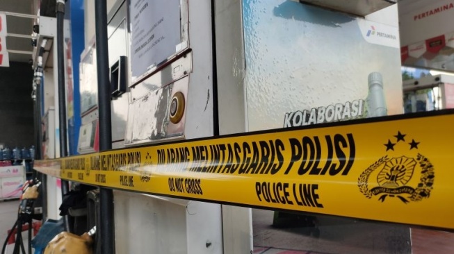 Fatal! SPBU Kembangan Jual Pertalite Campur Solar, Belasan Motor Mogok Massal, Polisi Turun Tangan