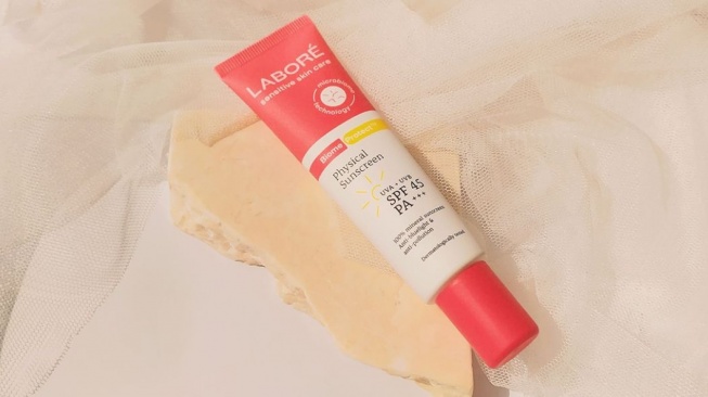 Labore BiomeProtect Physical Sunscreen SPF 45 PA+++ (zalora.co.id)