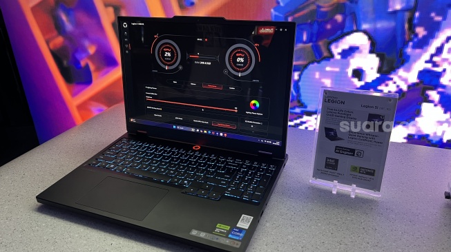 Laptop Lenovo Legion 5i. [Suara.com/Dicky Prastya]