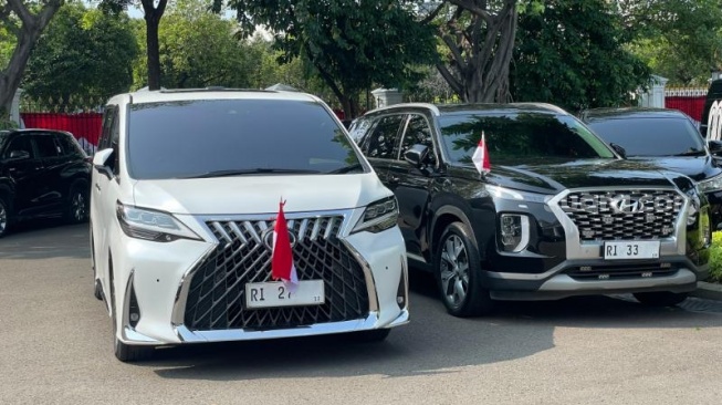 Semarak Kemerdekaan Jelang HUT ke-80, Kabinet Merah Putih Kompak Hias Mobil