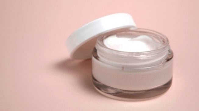4 Moisturizer Succinic Acid Cocok untuk Kulit Berminyak dan Atasi Jerawat