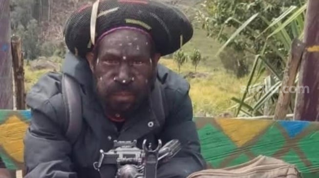 Prajurit TNI menembak mati salah satu tokoh utama Organisasi Papua Merdeka (OPM), Mayer Wenda alias Kuloi Wonda, dalam operasi penindakan di Kampung Mukoni, Distrik Mukoni, Kabupaten Lanny Jaya, Selasa (5/8/2025) sore. (Foto: Dok. Puspen Mabes TNI)