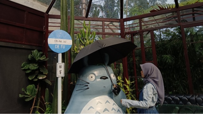 Madame Wang Secret Garden: Kafe ala Studio Ghibli di Tengah Kota Malang!