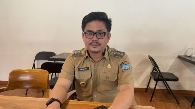 Mendadak Tutup Telepon Ditanya soal 2 Stafnya, Bupati Koltim Abdul Azis Ngeles soal OTT KPK?