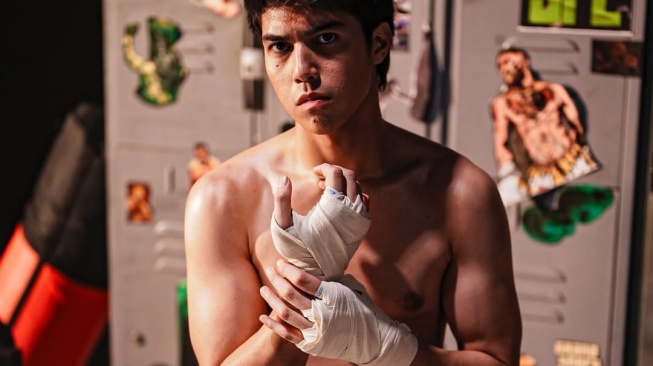 El Rumi jalani latihan extrem jelang pertandingan tinju melawan Jefri Nichol (Instagram)