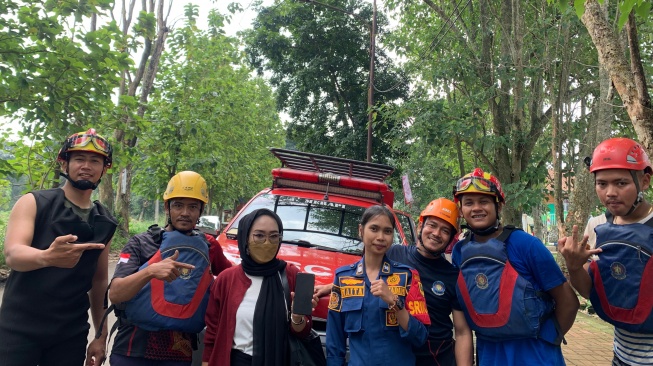 Geger! Ketahuan Selingkuh, Pria di Bogor Nekat Lempar HP ke Danau, Ending-nya Malah Begini