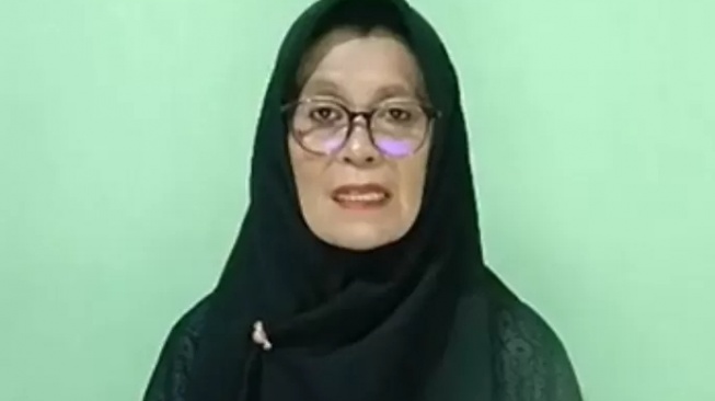 Sosok Ira Hoeriah, Kepala Sekolah SDN Ciledug yang Diduga Pungli Iuran Seragam