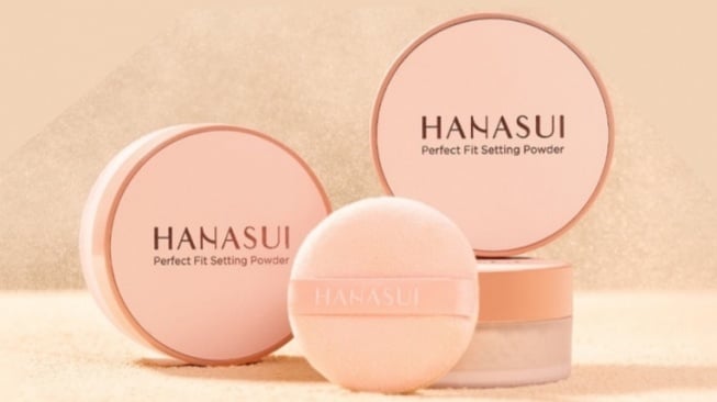 Berapa Harga Bedak Tabur Hanasui? Ini Rekomendasi Shade Buat Kamu