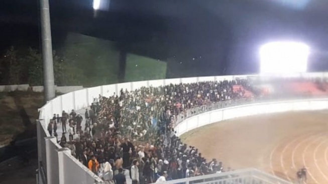 Noda di Laga Super League: Suporter Persis Solo Mabuk Picu Kericuhan, Kini Diciduk Polisi