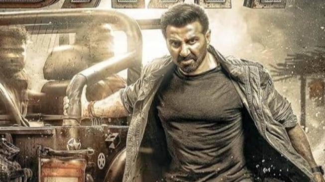 Film Jaat dibintangi Sunny Deol tengah tayang di Netflix. [YouTube]