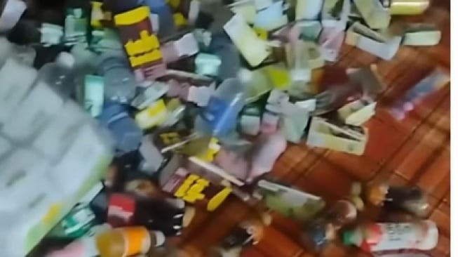 Ngeri! Getaran 'Sound Horeg' Diduga Bikin Dagangan Warung Madura Ambyar Berantakan