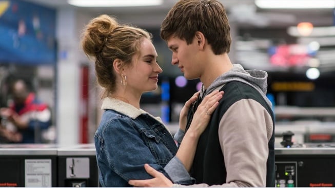 Film Baby Driver yang dibintangi Ansel Elgort dan Lily James, tayang malam ini di Trans TV. [YouTube]