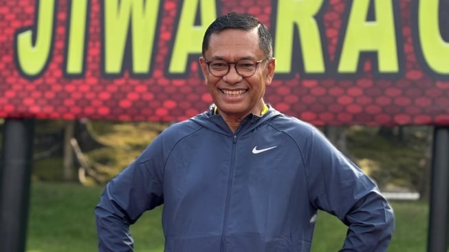 Saleh Husin Wakil Ketua Umum (WKU) Kadin bidang Perindustrian mengikuti retret Kadin di Lembah Tidar Akmil (Akademi Militer) Magelang