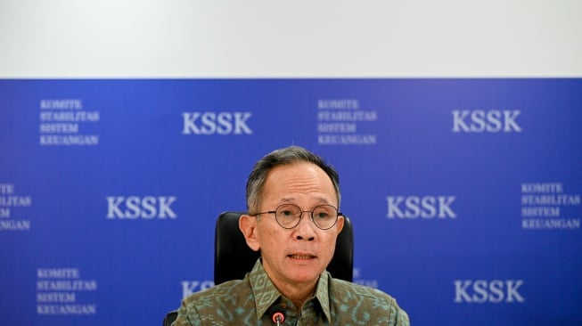 OJK Kaji Aturan Bebaskan Bank Masuk ke Lebih Banyak Bisnis