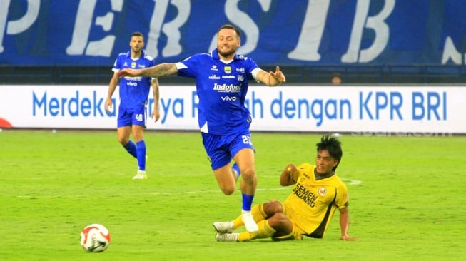 Marc Klok Bongkar Rahasia Dapur Persib Usai Libas Semen Padang