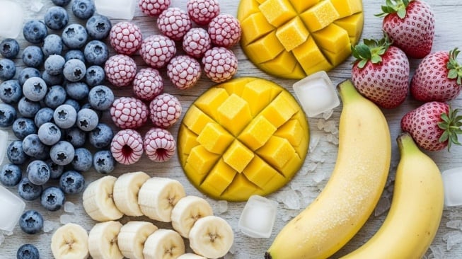 Ilustrasi buah beku. (Google AI Studio)
