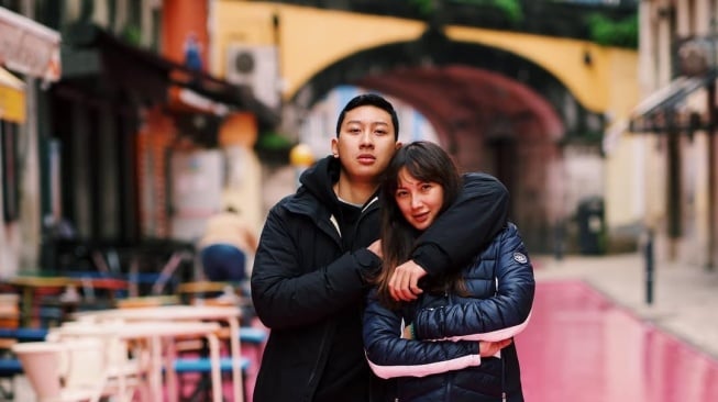 Darma Mangkuluhur dan Patricia Schuldtz (Instagram/@darmamh)