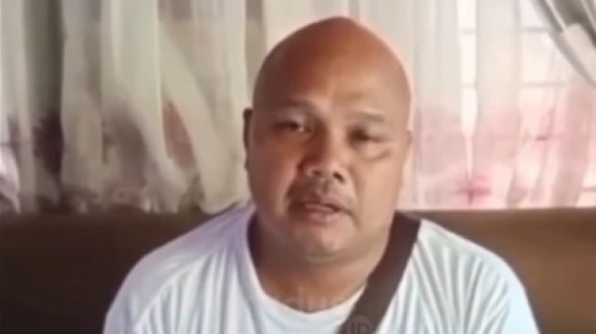 Mengenal Siapa Yayak Gundul, Aktivis yang Viral di Pati