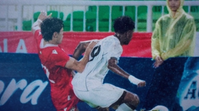 Pertandingan Piala Kemerdekaan 2025 Timnas Indonesia U-17 vs Tajikistan di Stadion Utama Sumatera Utara, Medan, Selasa (12/8) [@TimnasIndonesia]