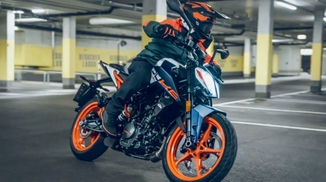 KTM 160 Duke. (Motorbeam)