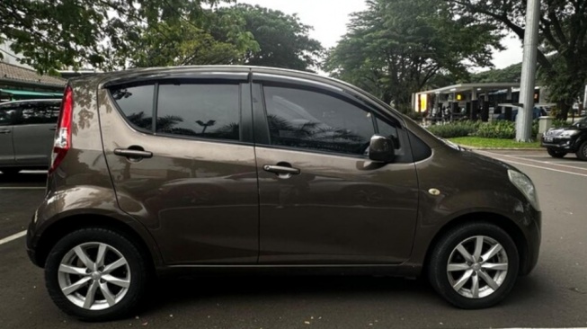 Suzuki Splash 2011 (OLX)
