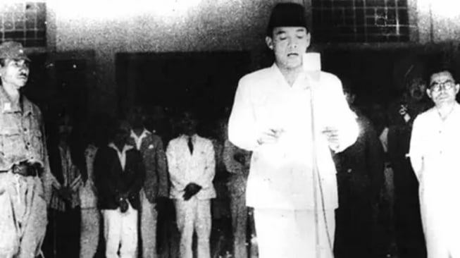 Naskah Teks Proklamasi Kemerdekaan Indonesia: Makna dan Sejarah yang Menggema Setiap 17 Agustus