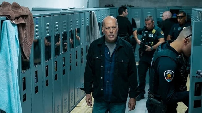 Film Detective Knight: Independence yang dibintangi Bruce Willis, tayang malam ini di Trans TV. [YouTube]