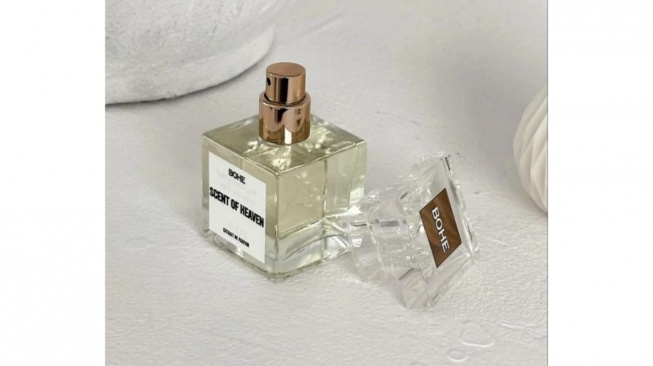 Parfum yang semakin berkeringat semakin wangi, BOHE Scent of heaven extrait de parfum (shopee.co.id)