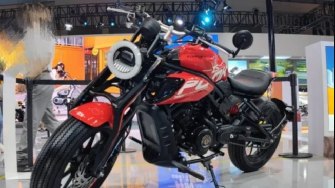 Punk CVT190 (2banh.vn)