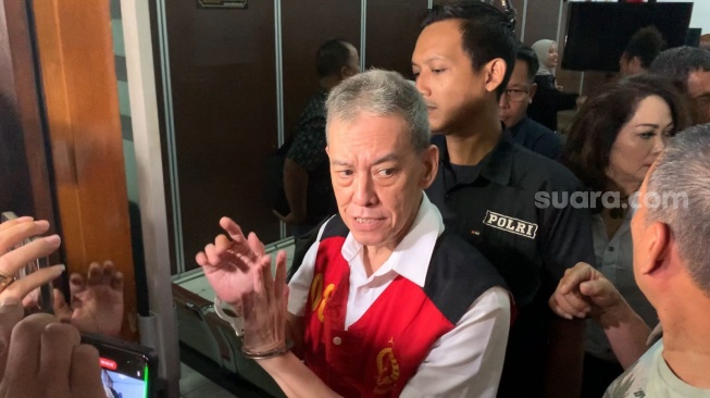 Musisi Fariz RM kembali menjalani sidang kasus narkoba di Pengadilan Negeri Jakarta Selatan, Kamis (14/8/2025). [Adiyoga Priyambodo/Suara.com]