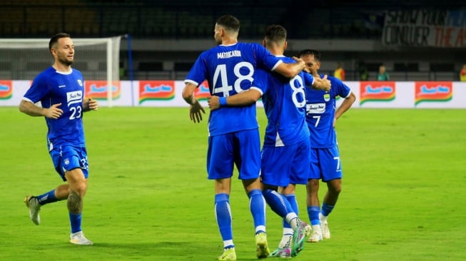 Pemain Persib merayakan gol ke gawang Manila Digger FC. (Rahman)