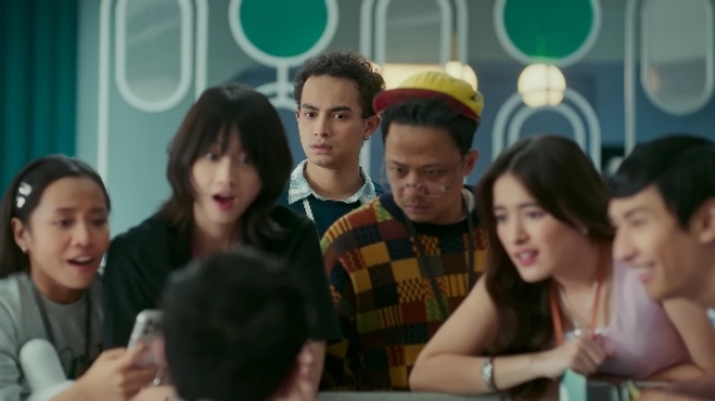 Alasan Wajib Nonton Film Tinggal Meninggal di Bioskop (YouTube)