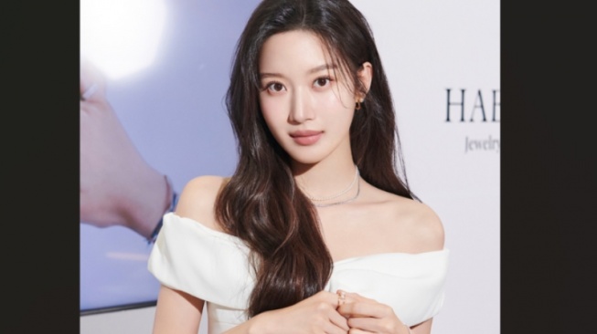 Mun Ka Young Terpilih Menjadi MC untuk Acara Band Survival Milik Mnet TV
