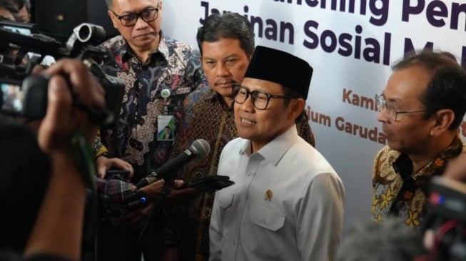 Menko Bidang Pemberdayaan Masyarakat, Muhaimin Iskandar bersama jajaran BPJS Ketenagakerjaan. (Dok: BPJS TK)