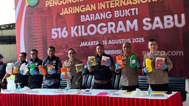 Edarkan Sabu 516 Kg Modus 'Tempel' di Tiktok-Instagram: Sindikat Bandar Internasional Terbongkar!