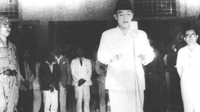 Ir Soekarno saat memproklamasikan kemerdekaan Republik Indonesia [ARSIP NEGARA RI]